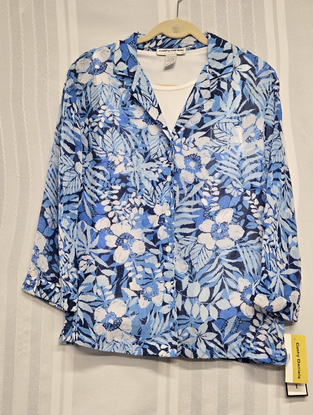 CATHY DANIELS TOP BLUE & WHITE COLLARED TWINSET WITH CAMI SIZE SMALL NWT